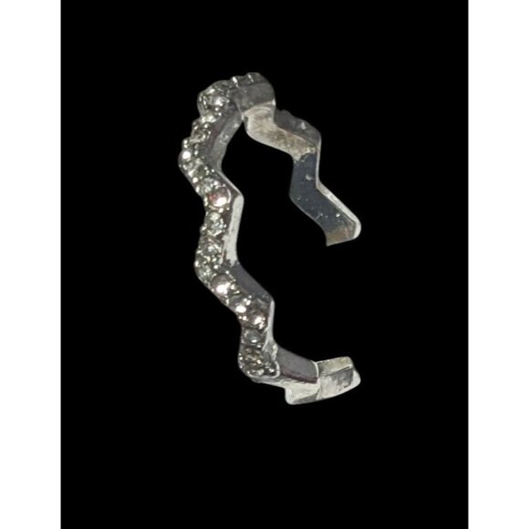 Elegant Glam Zigzag Rhinestone Silver Tone Ring Size 6 3/4 - Picture 8 of 10